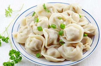怎么煮餃子才能讓餡熟透，又不會(huì)煮破皮？